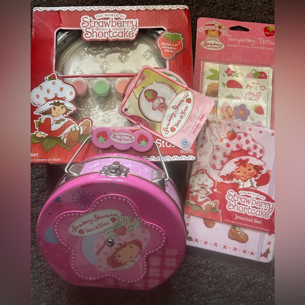 Strawberry Shortcake bundle(All New Items!)